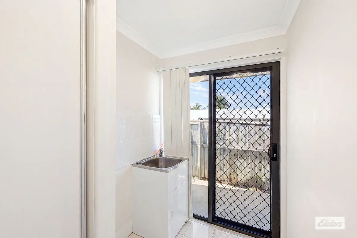 2/2 Wentworth Place — photo 13 of 22