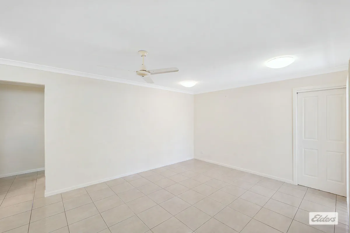 2/2 Wentworth Place — photo 14 of 22