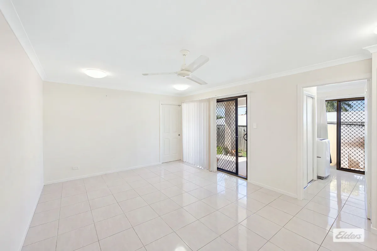 2/2 Wentworth Place — photo 8 of 22