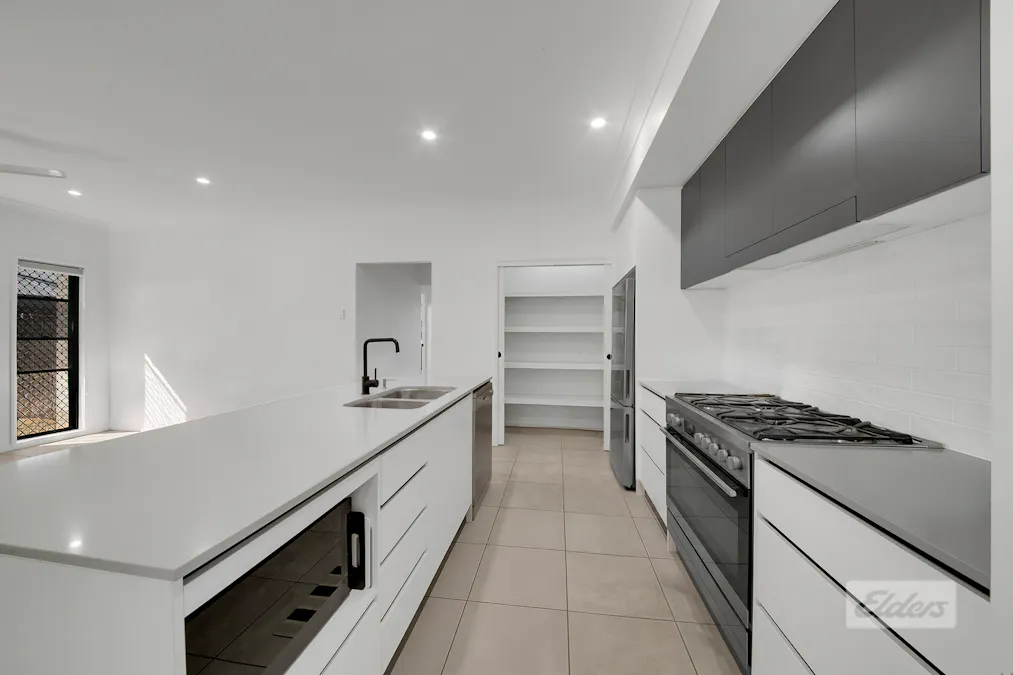 32 Phelps Circuit, Kirkwood, QLD, 4680 - Image 4