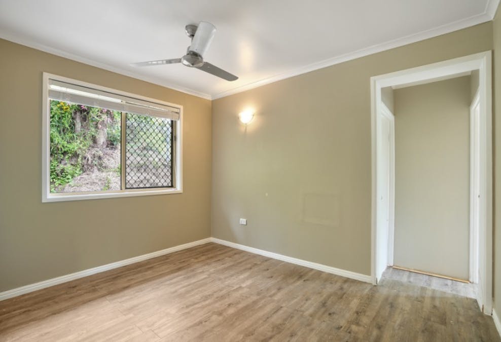 43 Mellefont Street, West Gladstone, QLD, 4680 - Image 8