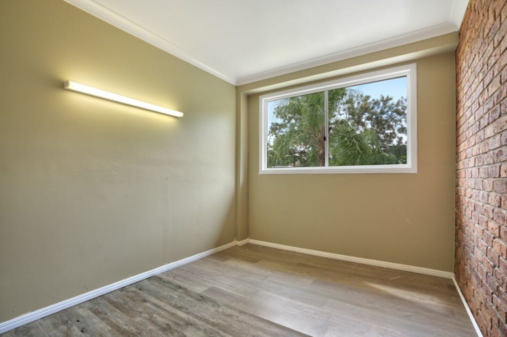 43 Mellefont Street, West Gladstone, QLD, 4680 - Image 9