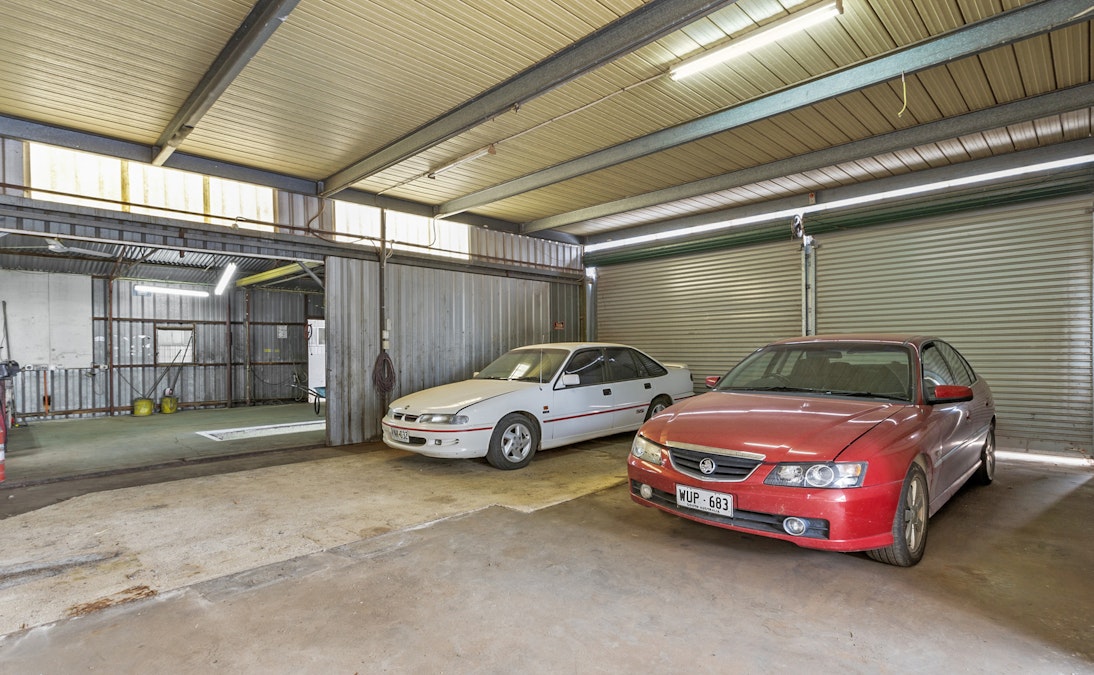 88-88A Murray Road, Willaston, SA, 5118 - Image 10