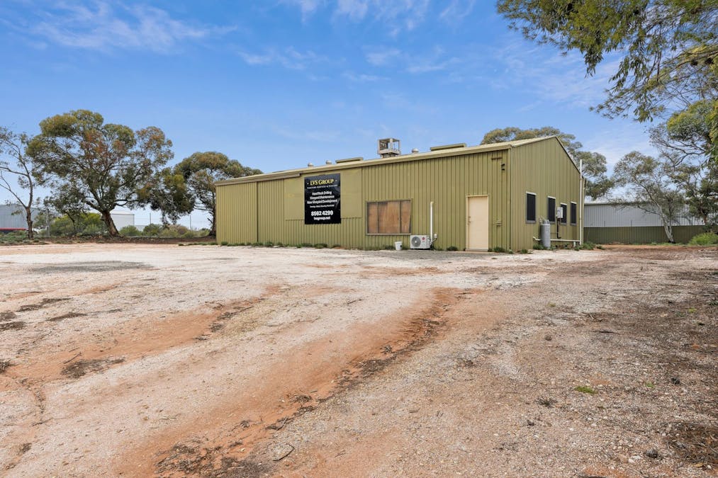 27 Smith Drive, Waikerie, SA, 5330 - Image 10