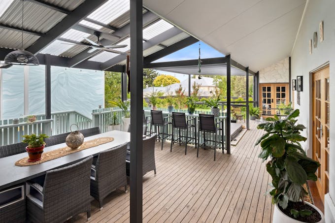17 Agnes Street, Mount Gambier, SA, 5290 - Image 1