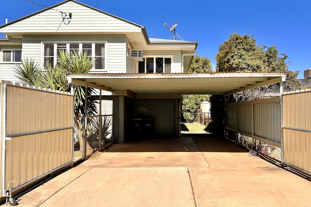 102 St Georges Terrace, St George, QLD, 4487 - Image 27