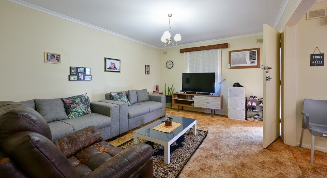 10 Richards Street, Whyalla Norrie, SA, 5608 - Image 3