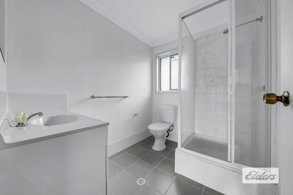 11/17 Roberts Street, South Gladstone, QLD, 4680 - Image 11