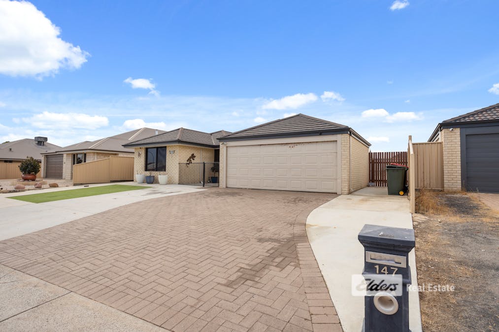 147 Braidwood Drive, Australind, WA, 6233 - Image 3