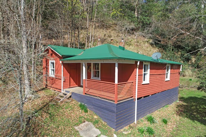 12 Bridge Street, Woods Point, VIC, 3723 - Image 1