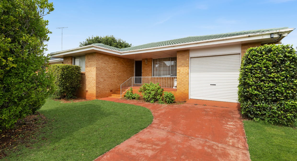 16 Shennan Street, Harristown, QLD, 4350 - Image 2