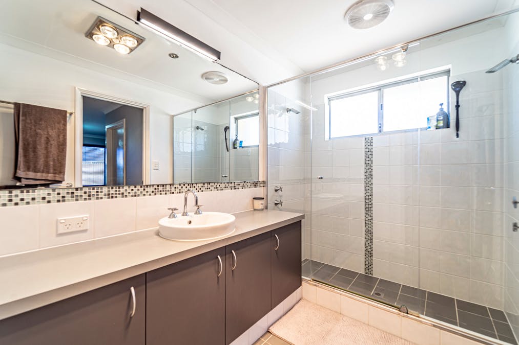 34 Clearwater Way, Singleton, WA, 6175 - Image 8