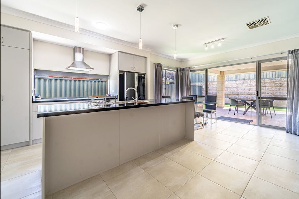 34 Clearwater Way, Singleton, WA, 6175 - Image 13