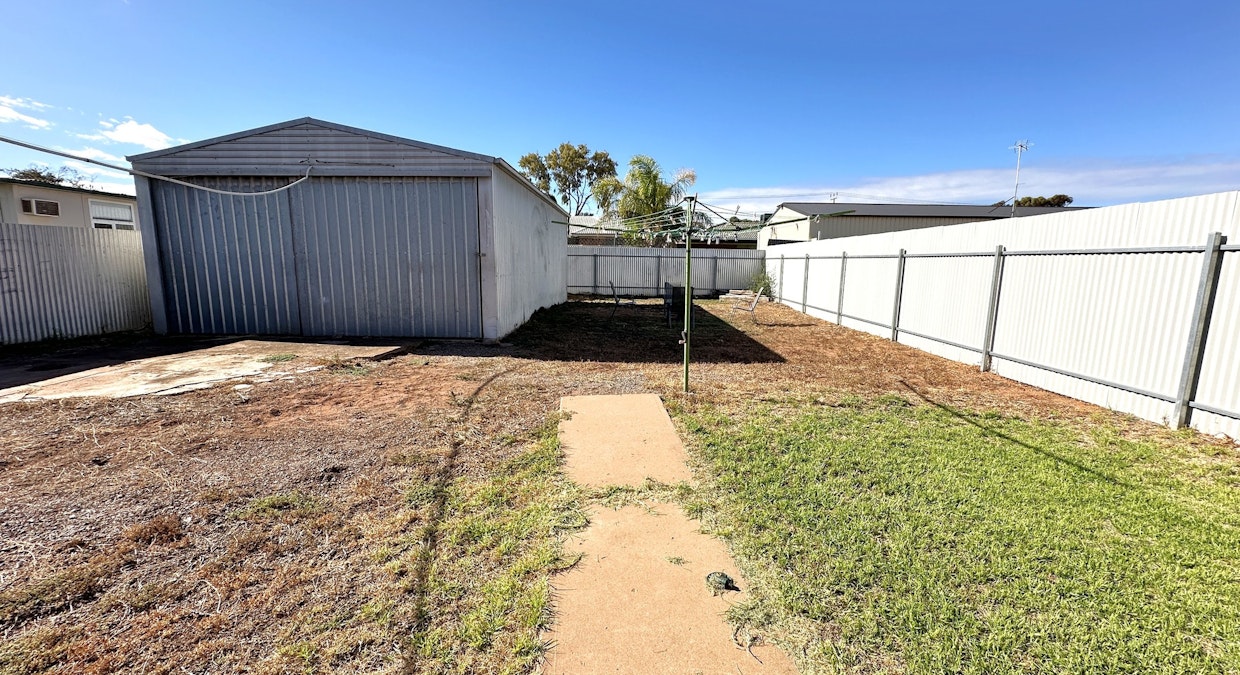 10 Clutterbuck Street, Whyalla Norrie, SA, 5608 - Image 12