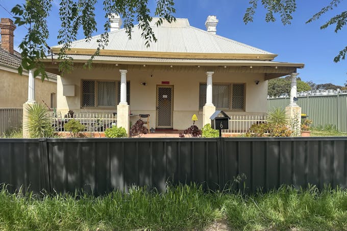 6 Claude Street, Katanning, WA, 6317 - Image 1