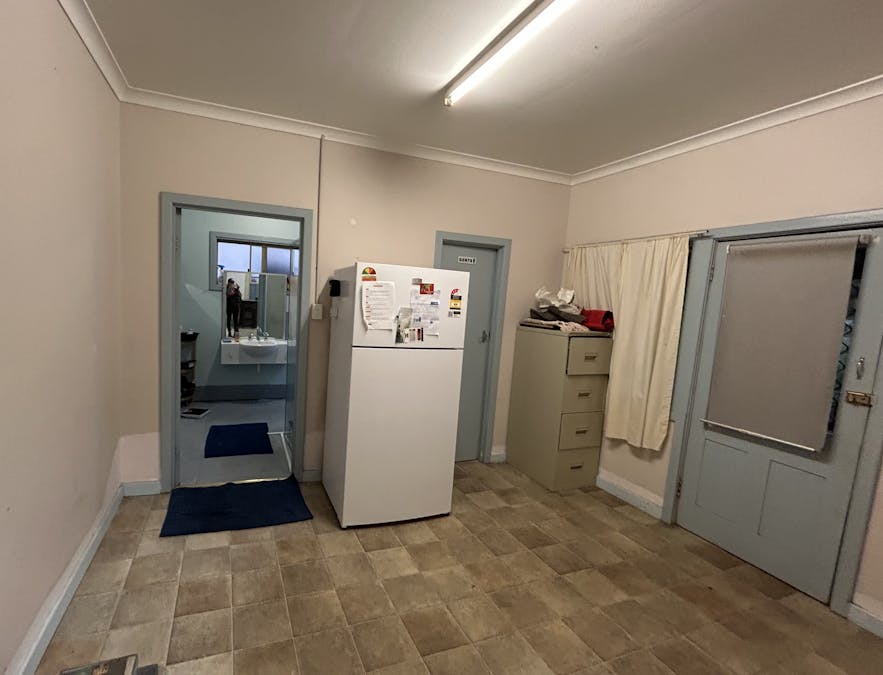 6 Claude Street, Katanning, WA, 6317 - Image 17