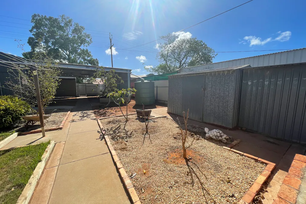 16 McLennan Avenue, Whyalla Norrie, SA, 5608 - Image 12