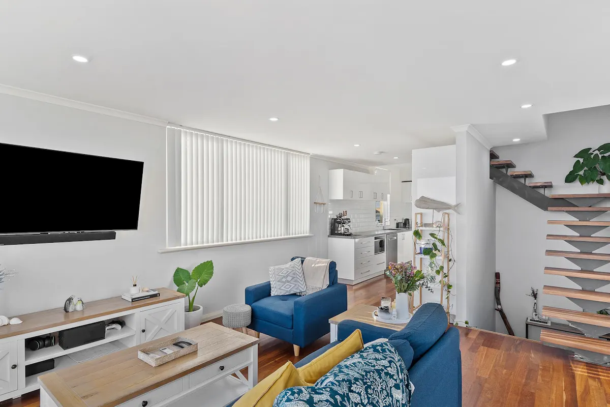 1/166 Arcadia Drive — photo 4 of 30