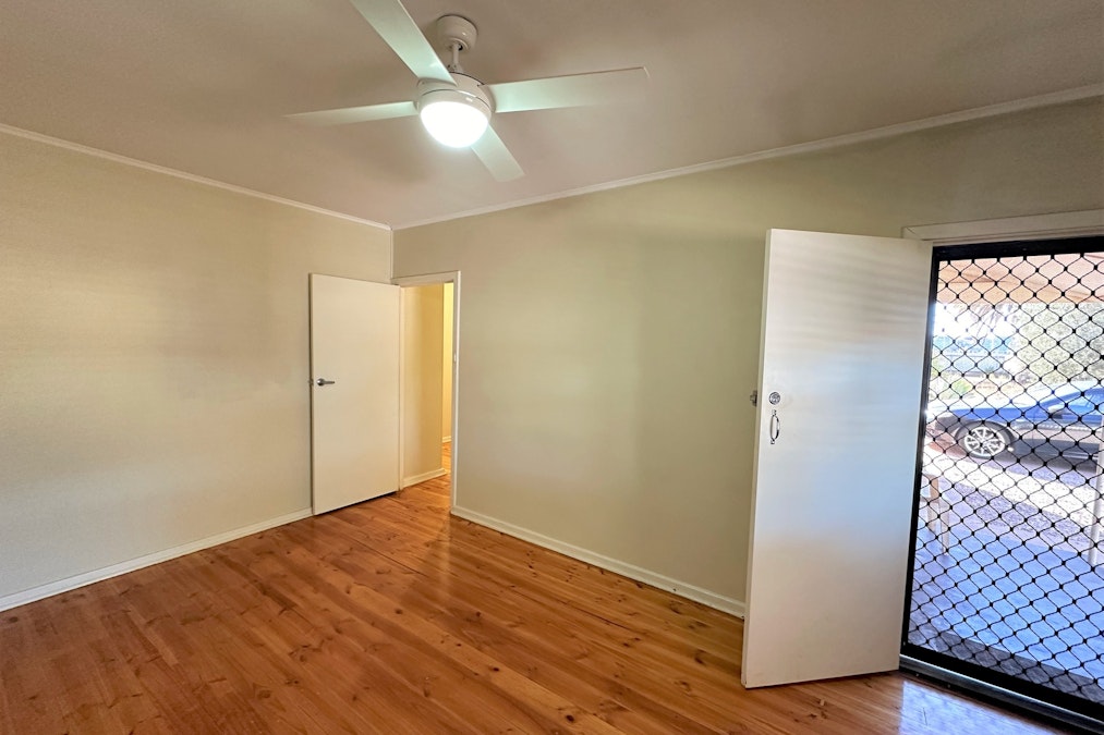 5 Simmons Street, Whyalla Norrie, SA, 5608 - Image 2