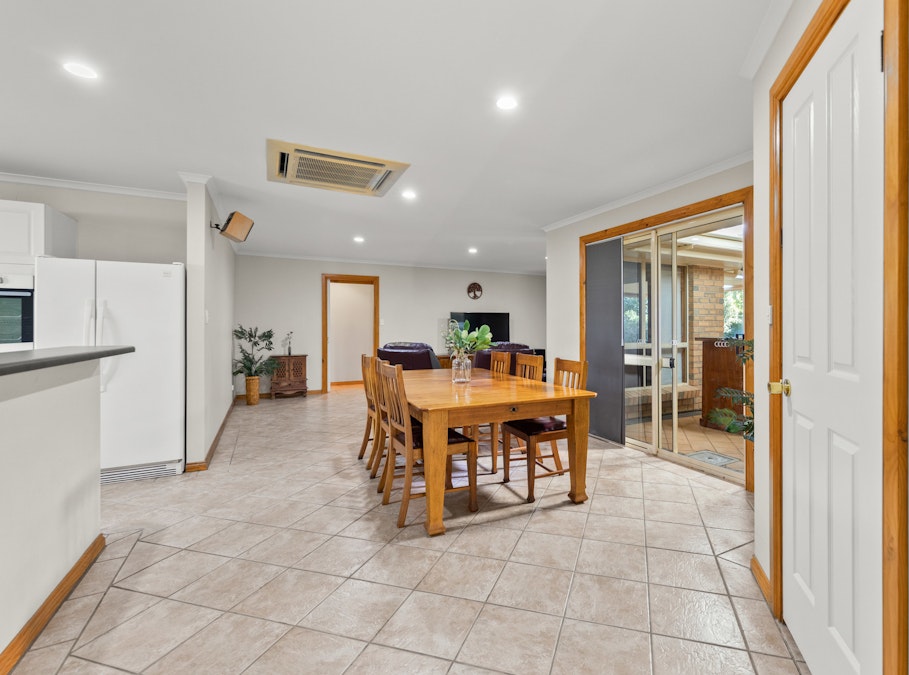 9 Robert Erwin Crescent, Tanunda, SA, 5352 - Image 7