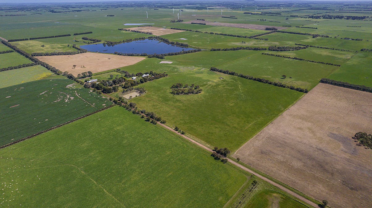 172 O'Connors Lane, Nareeb, VIC, 3293 - Image 2