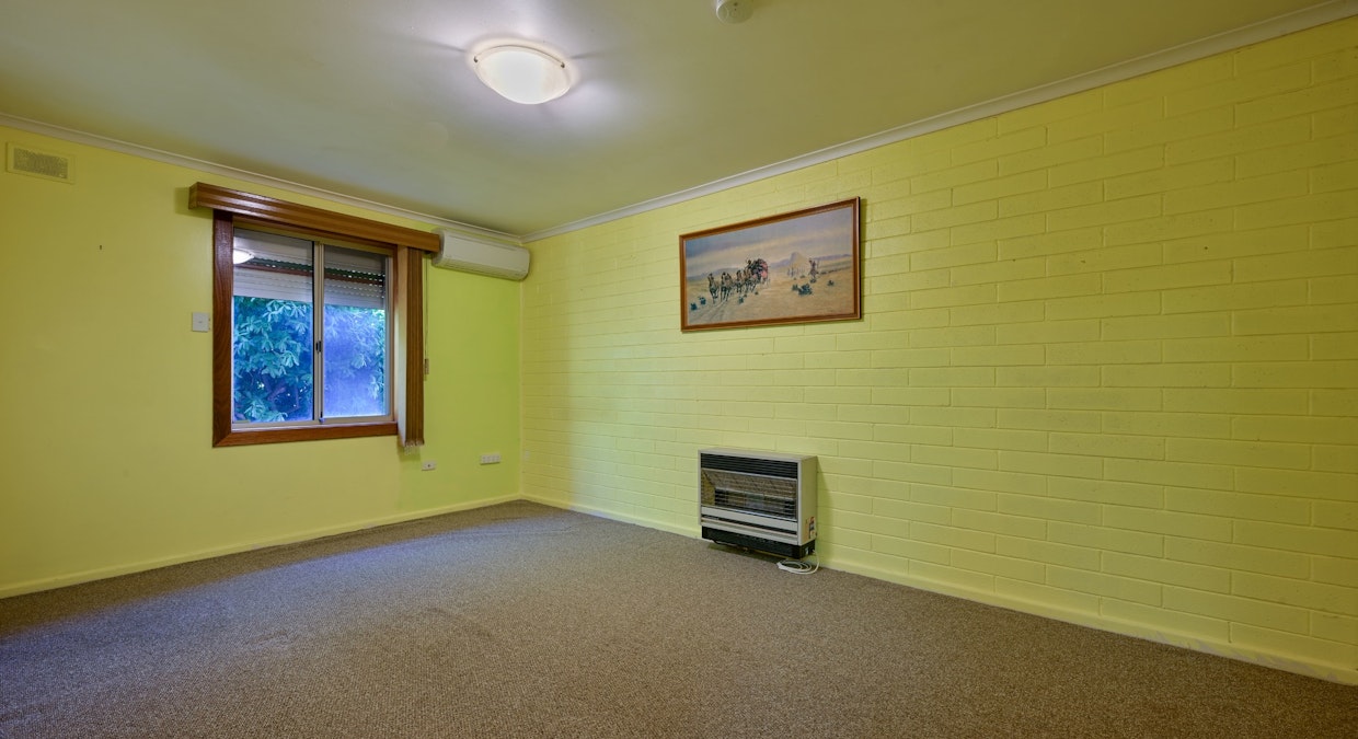 4 Knuckey Street, Whyalla Norrie, SA, 5608 - Image 2