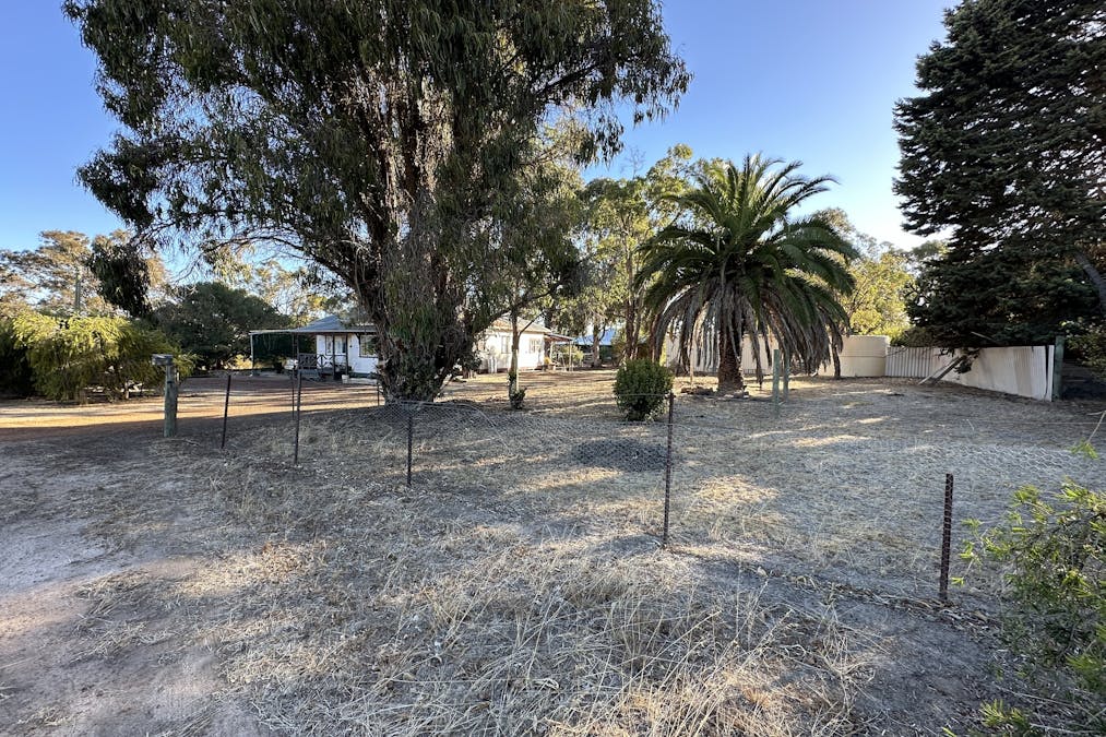 10  Forsythe Road, Kojonup, WA, 6395 - Image 17