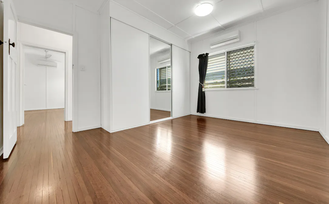 21 Glegg Street, West Gladstone, QLD, 4680 - Image 9