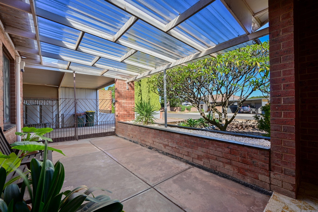 4 Loveday Street, Whyalla Norrie, SA, 5608 - Image 3
