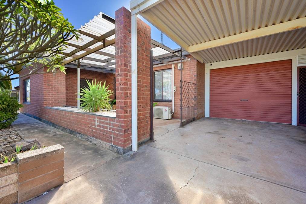 4 Loveday Street, Whyalla Norrie, SA, 5608 - Image 2