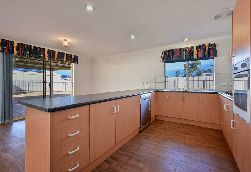 34 Scoble Street, Whyalla Norrie, SA, 5608 - Image 3