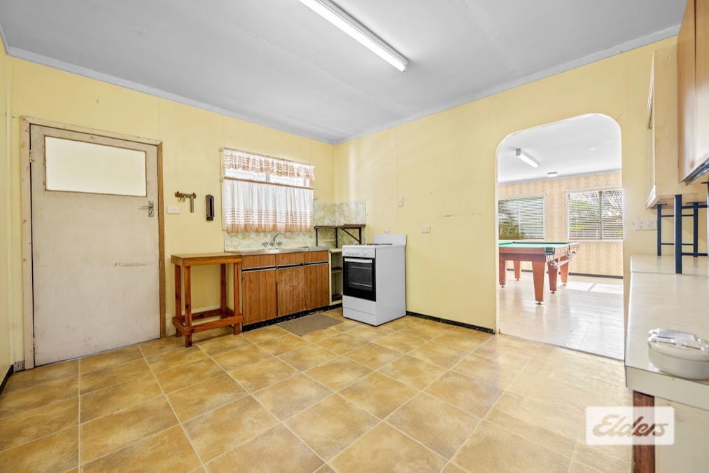 9 Ailsa Street, West Gladstone, QLD, 4680 - Image 6
