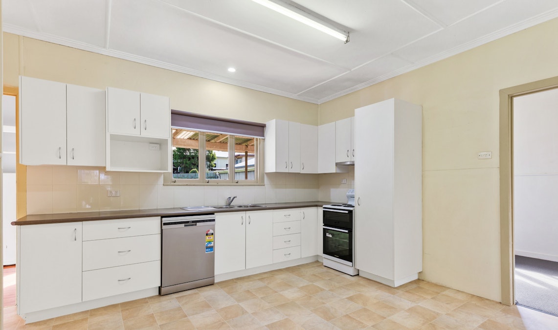 15 Somme Street, North Toowoomba, QLD, 4350 - Image 3