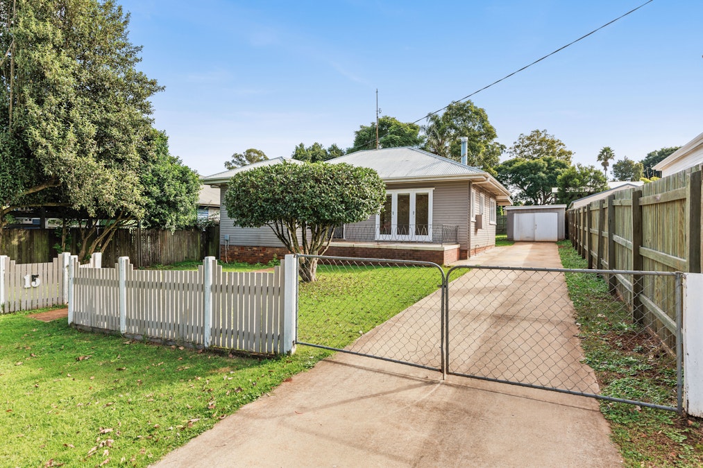 15 Somme Street, North Toowoomba, QLD, 4350 - Image 2