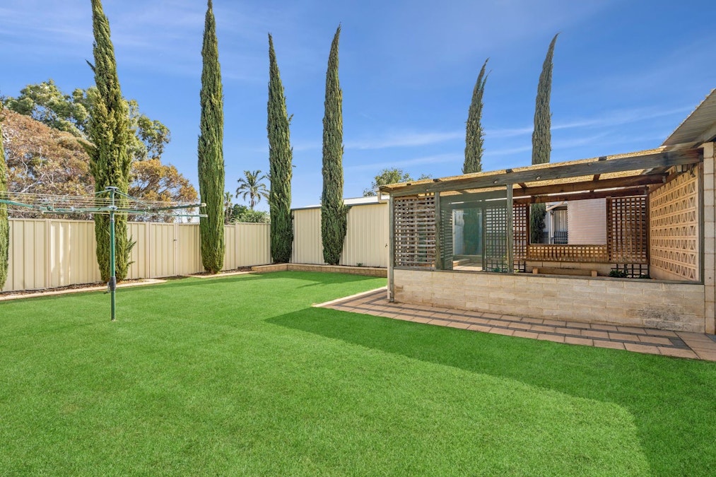 8 Tonkin Street, Loxton, SA, 5333 - Image 11