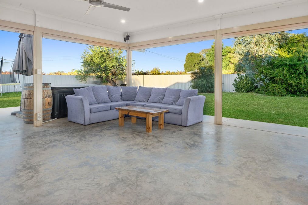 376 Ral Ral Avenue, Renmark, SA, 5341 - Image 11