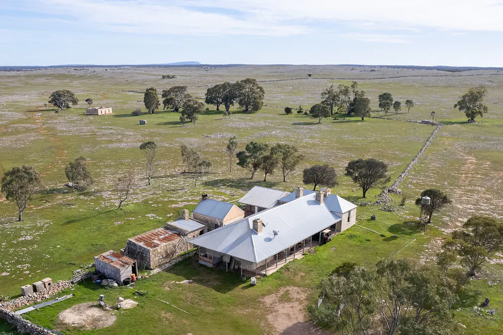 2212 Kappawanta Road, Elliston, SA, 5670 - Image 1