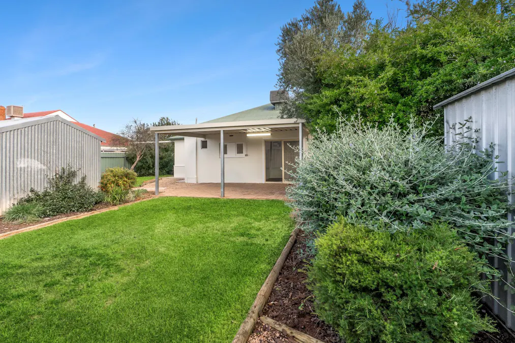 50 Thirteenth Street, Renmark, SA, 5341 - Image 9