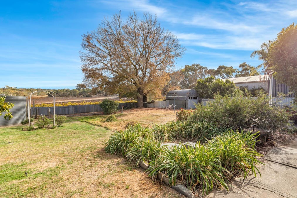 2007 Barossa Valley Way, Rowland Flat, SA, 5352 - Image 32