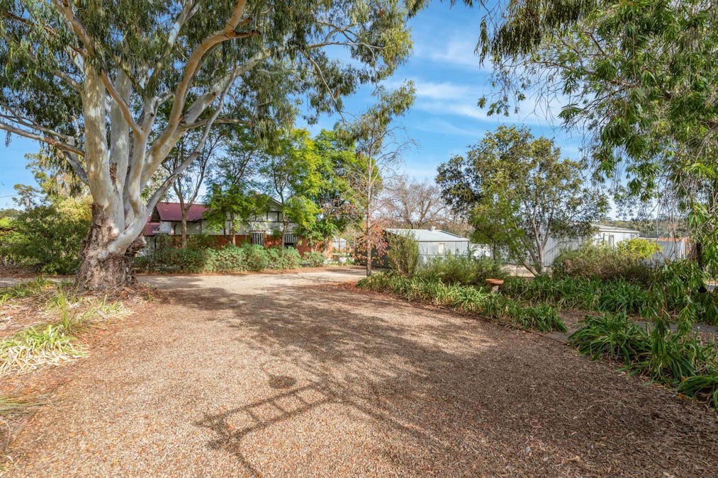2007 Barossa Valley Way, Rowland Flat, SA, 5352 - Image 35