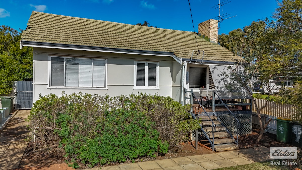 35 Lockyer Avenue, Northam, WA, 6401 - Image 32