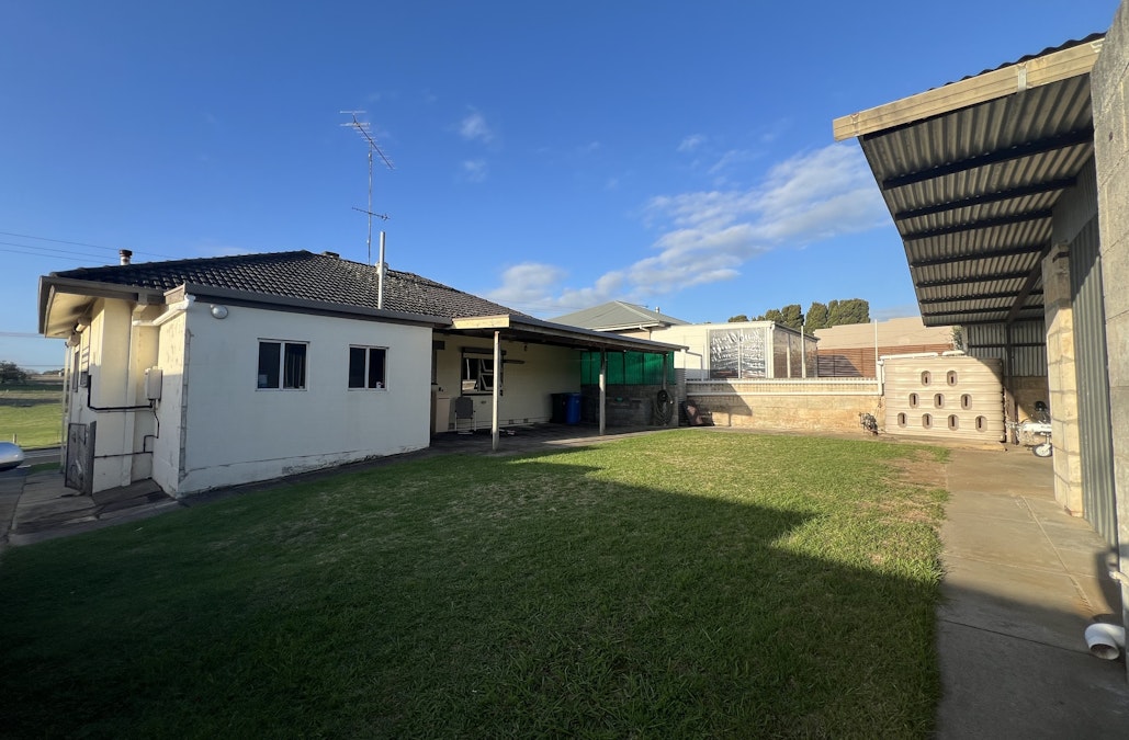 64 Wireless Road East, Mount Gambier, SA, 5290 - Image 8