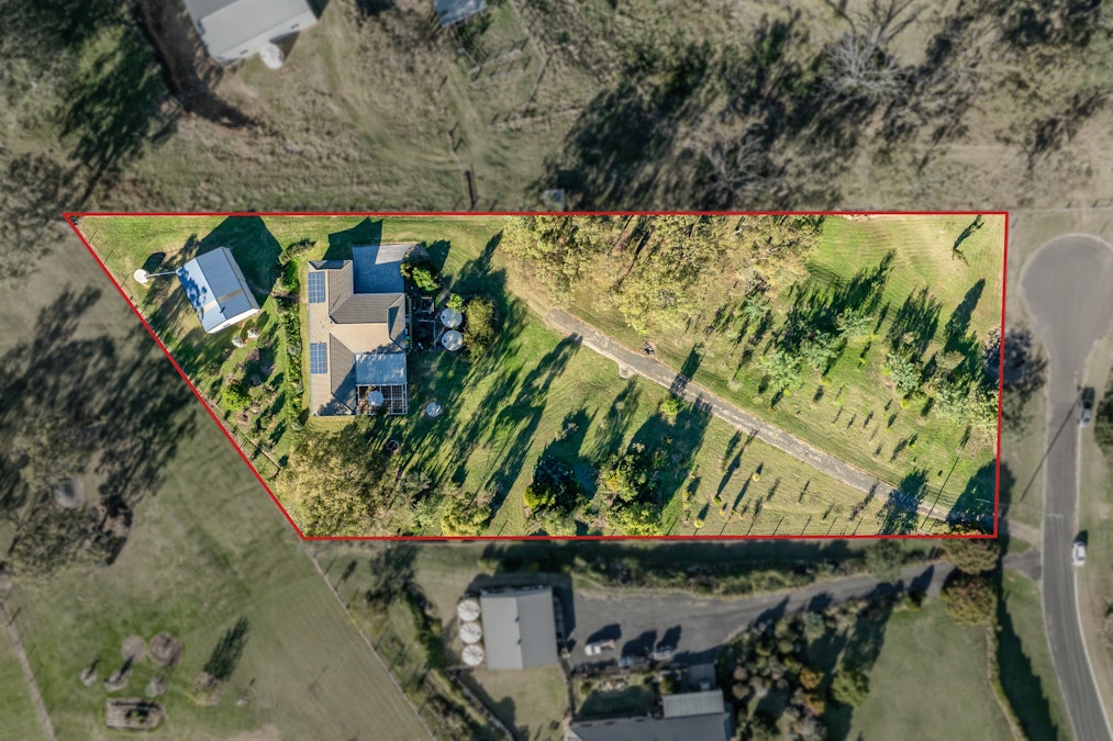 42 Stark Drive, Vale View, QLD, 4352 - Image 3
