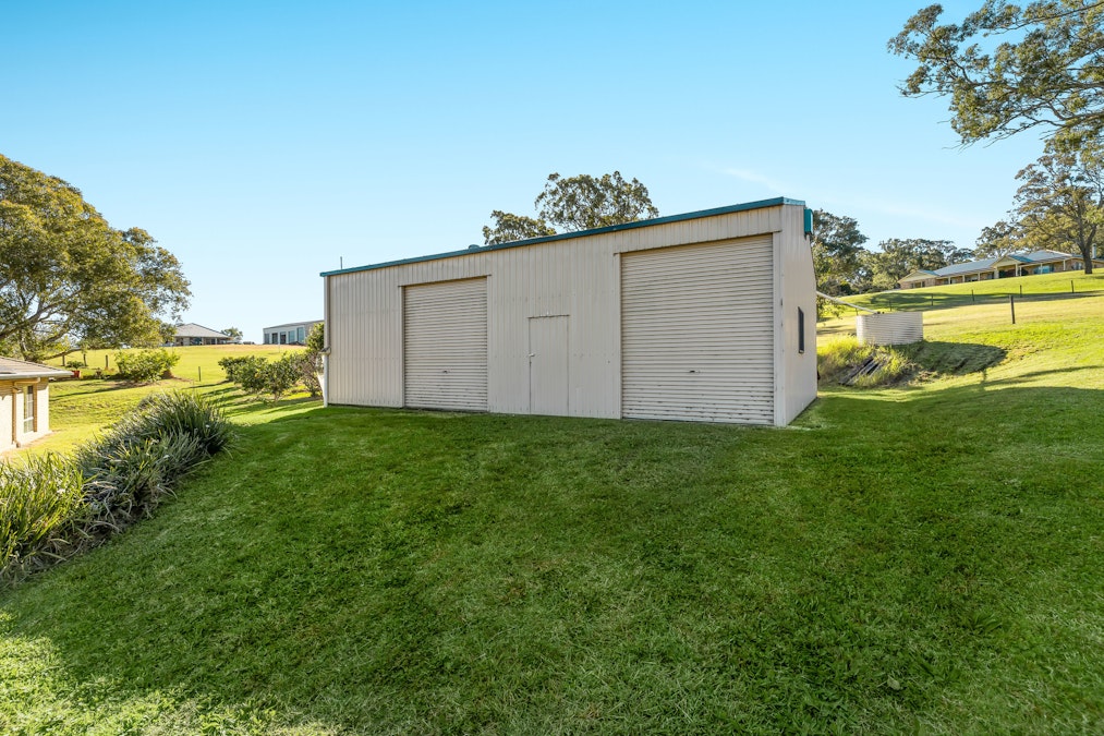 42 Stark Drive, Vale View, QLD, 4352 - Image 4
