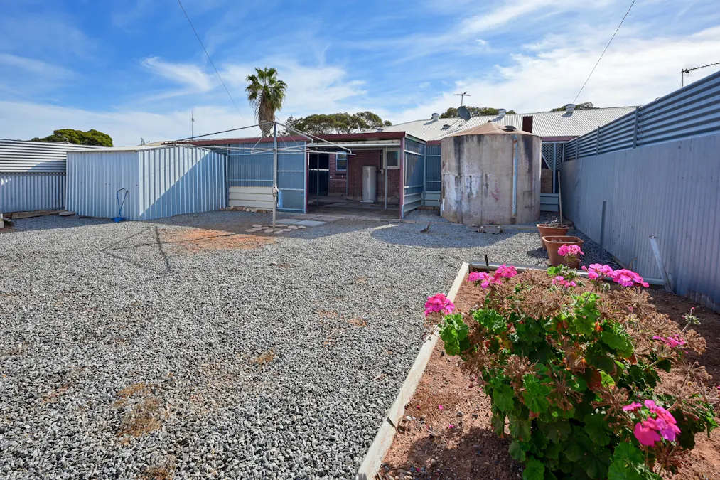 35 Ring Street, Whyalla Norrie, SA, 5608 - Image 13