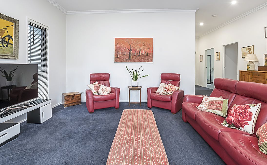 18 Lonsdale Street, Hamilton, VIC, 3300 - Image 8