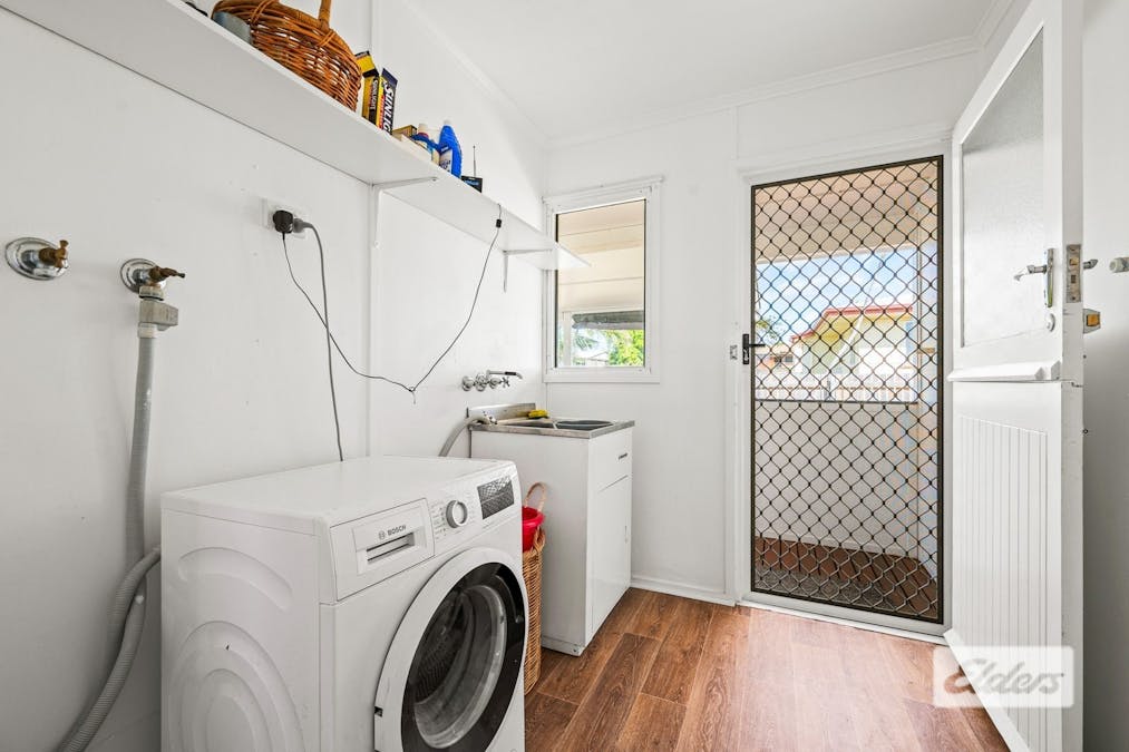 8 Larsen Street, West Gladstone, QLD, 4680 - Image 12