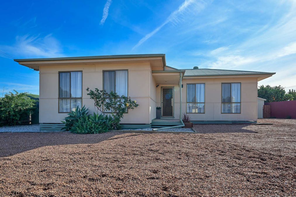 3 Henshelwood Street, Whyalla Norrie, SA, 5608 - Image 1