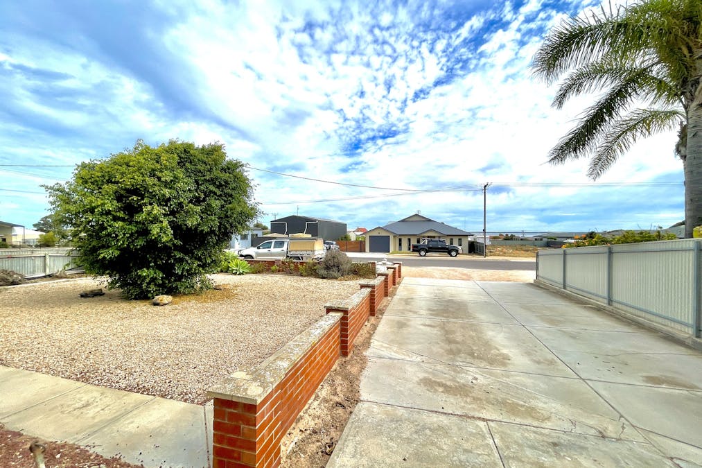 11 Bayview Street, Ceduna, SA, 5690 - Image 5