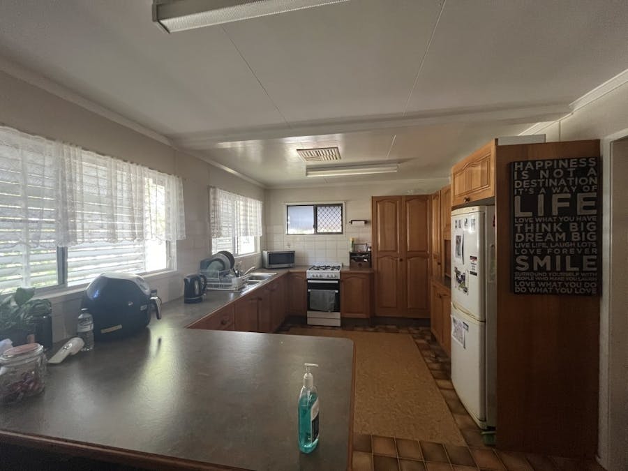 11 Rayner Street, Dalby, QLD, 4405 - Image 4